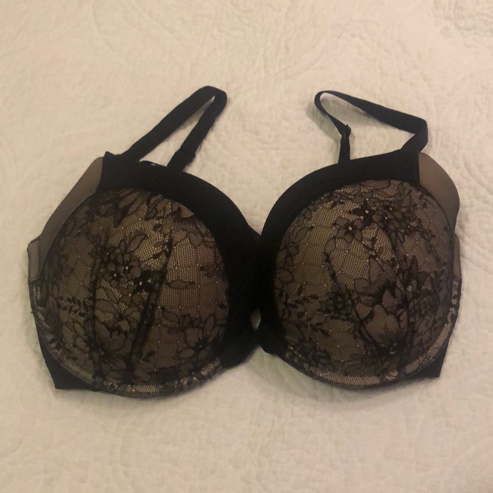 34D Victoria’s Secret Very Sexy push up bra